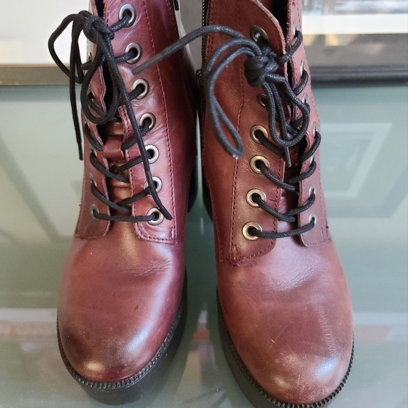 STEVE MADDEN GELSEY BOOTS - Picture 7 of 10
